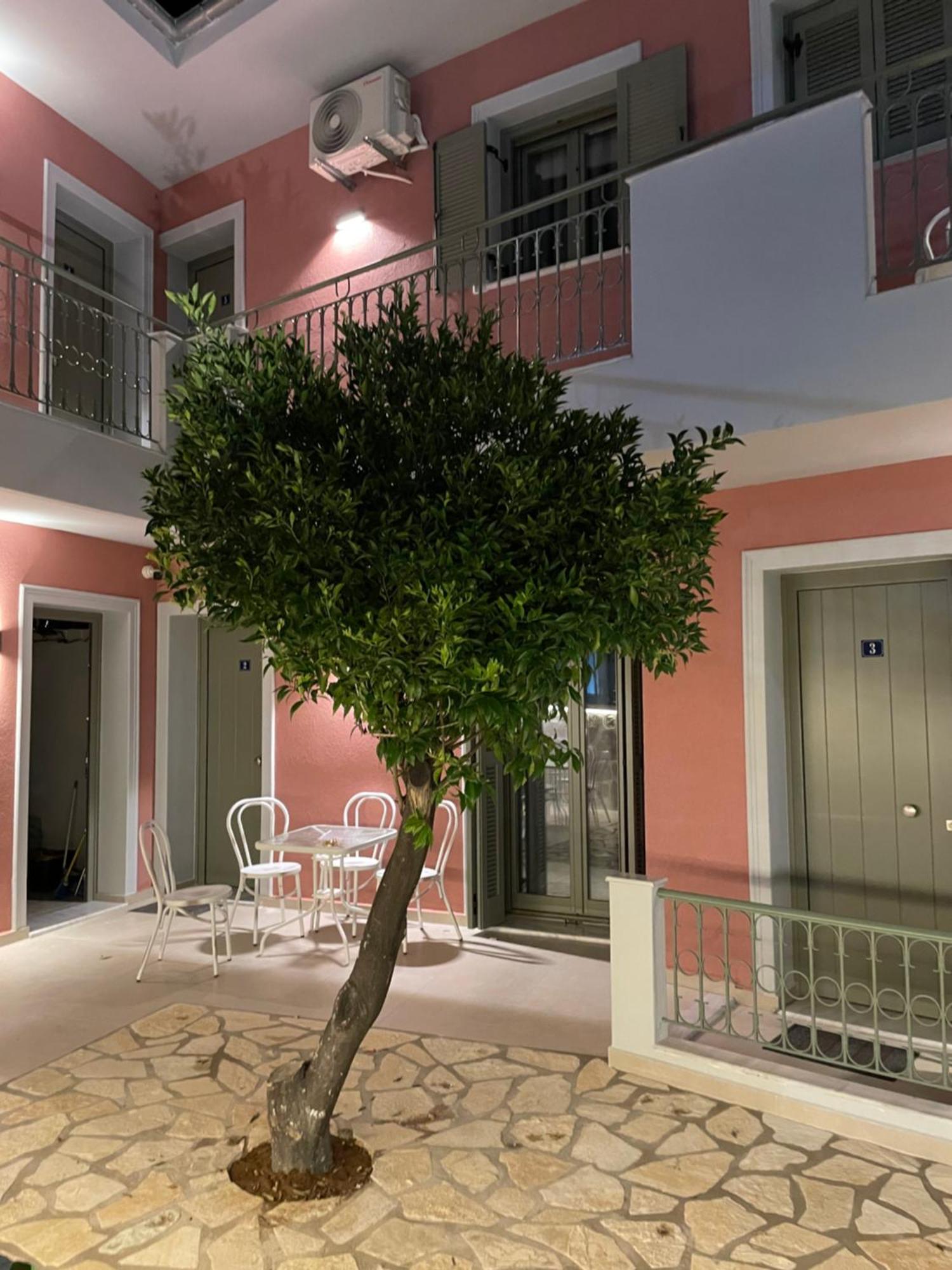 Anax Apartments Parga Exterior photo